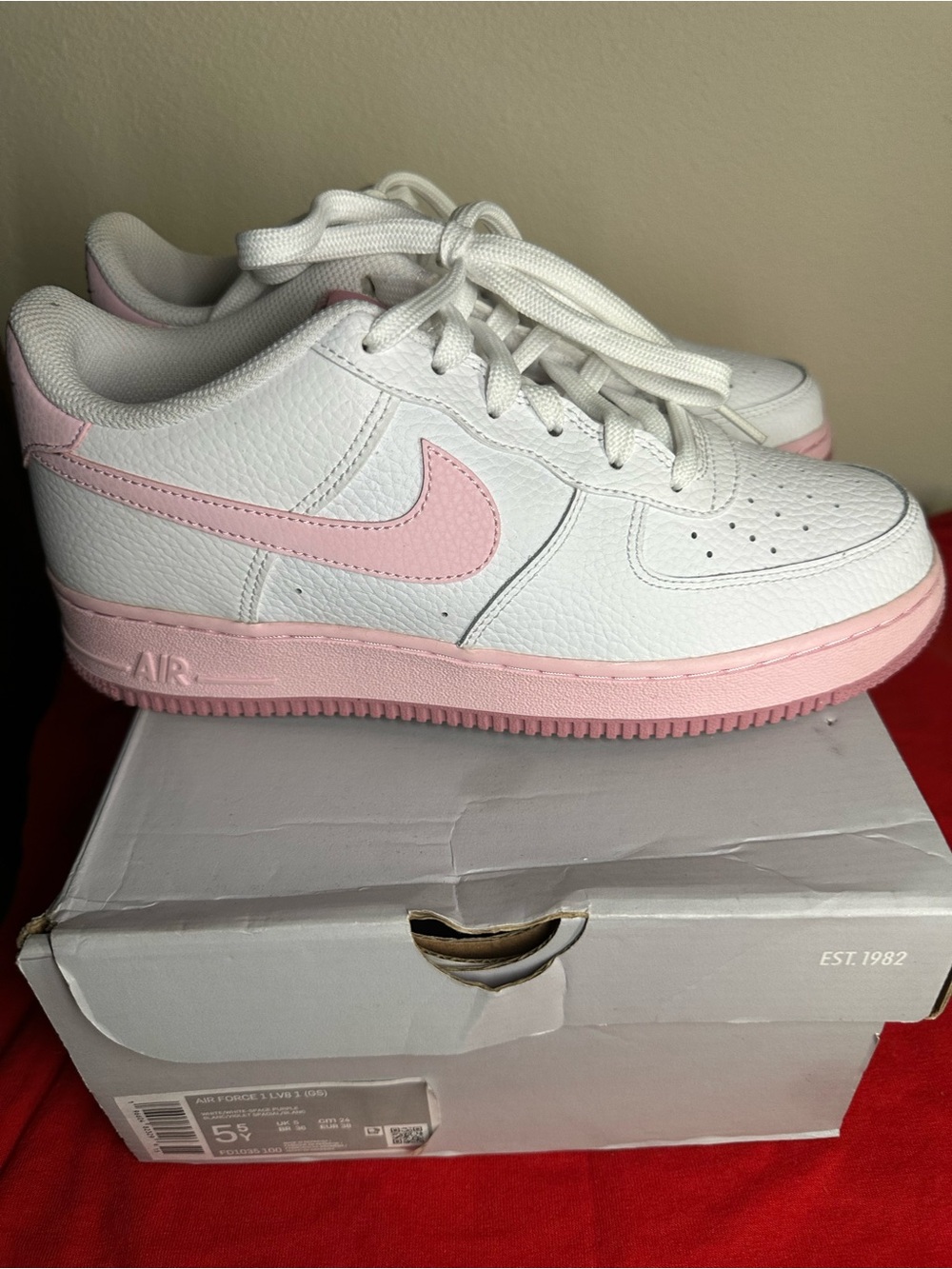 Nike Kids White and Pink Air Force 1 Low Sneakers